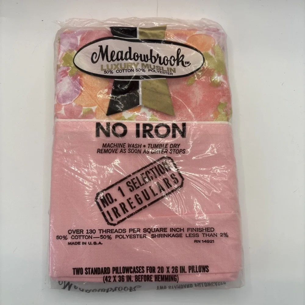 Meadowbrook Luxury Muslin No Iron Pink Pillowcases Deadstock 70s Retro Cottage